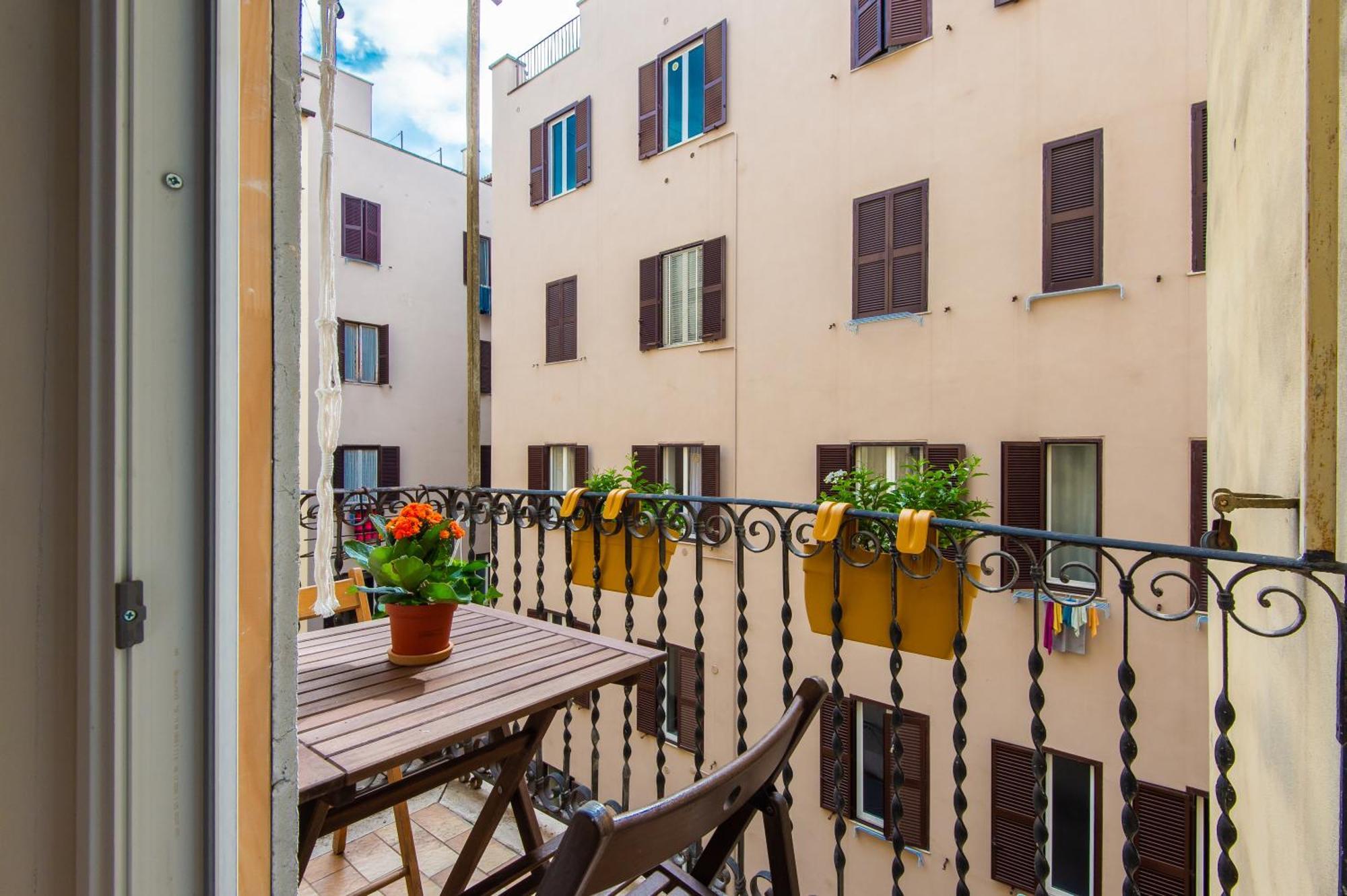Cattaneo Monti Delizioso E Nuovissimo Appartamento Rome Bagian luar foto